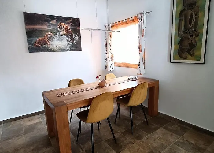 Appartement Schoene In Mit Garten.