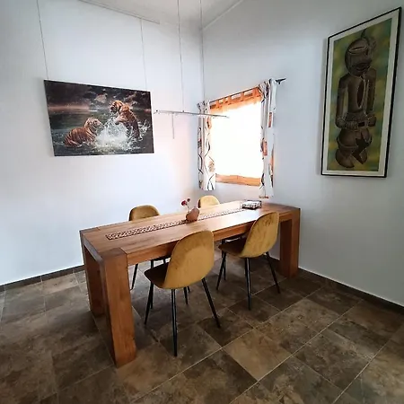 Apartment Schoene In Mit Garten.
