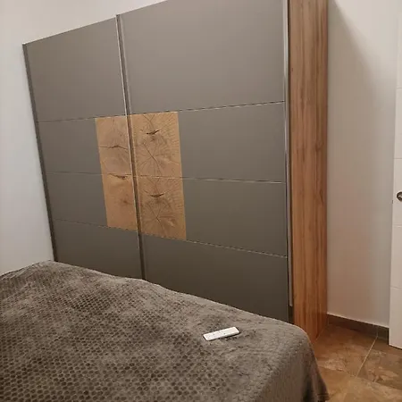 Schoene In Mit Garten. Apartment *