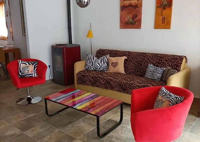 Schoene In Mit Garten.